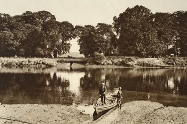 The river at the Isleworth ferry looking towards the green glades of Kew Gardens, from Wonderful London, published 1926-27